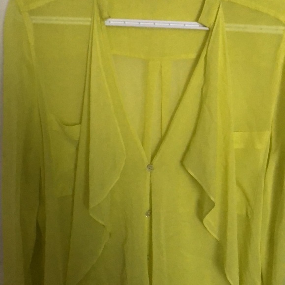 NEW Sheer Lemon Top - Picture 3 of 4